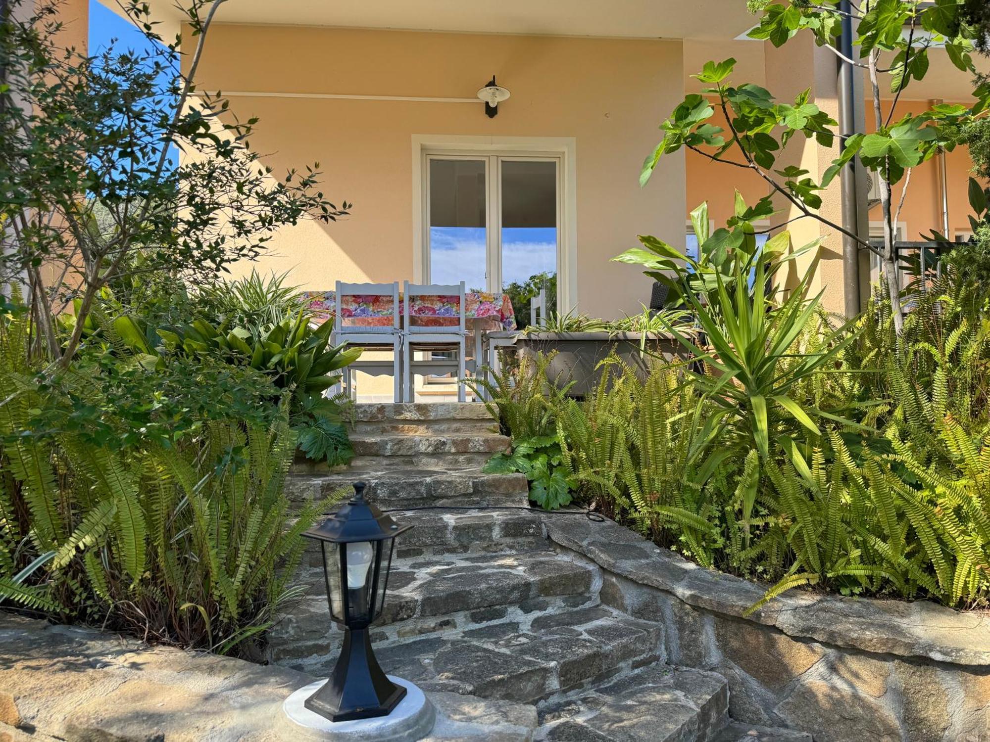 Villa Dei Fiori - Casa Vacanza Capoterra Bagian luar foto
